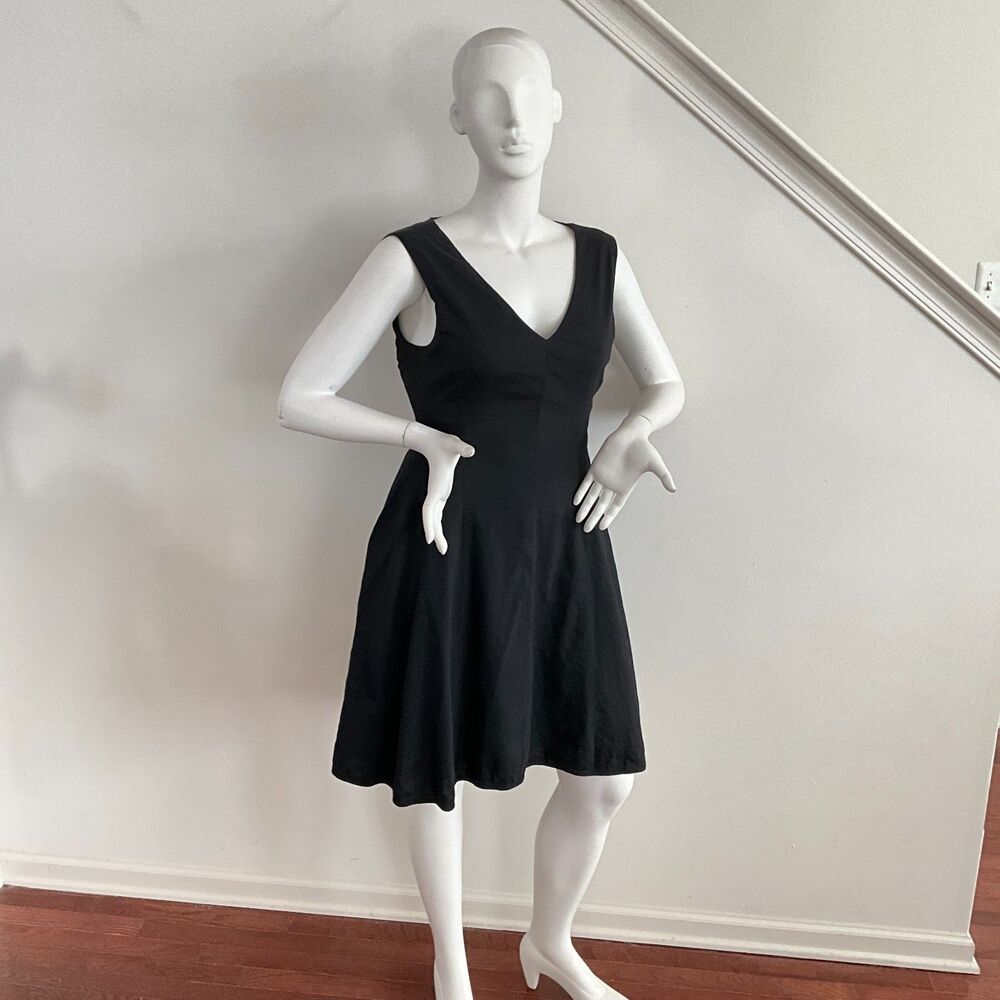 Linen Blend Theory Fit & Flare Dress 8 Black Sleeveless V-neck Pockets 8 - Picture 8 of 8